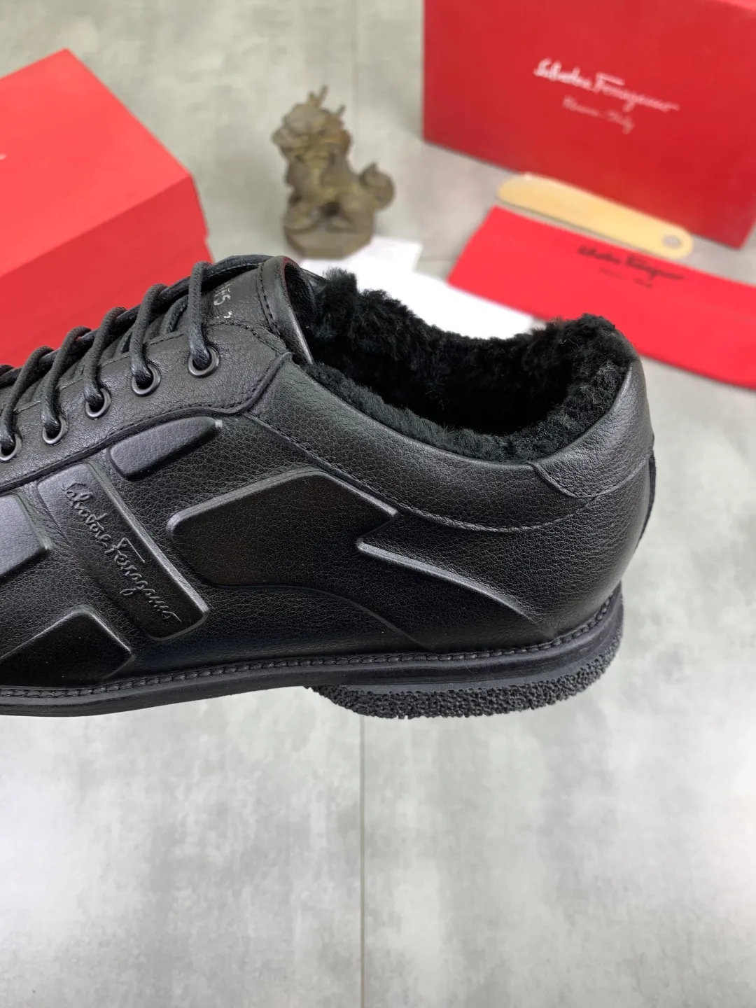 Men's Men's Shoes P560💰[New Style] Maoli 🆘[Salvatore Ferragamo] Ferragamo's latest casual business leather shoes for men! Listed simultaneously! The fabric is made of specially imported original calfskin, the lining is made of imported warm fleece, and the original combination outsole is absolutely luxurious and leads the fashion trend. Matching code: 39-44 (45 customized) 5️⃣ colors available